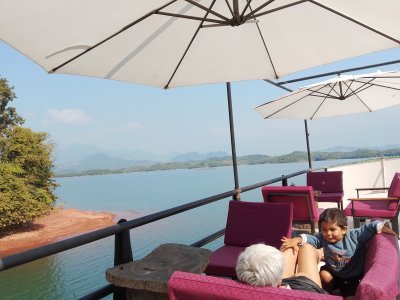 Relax on board, during our cruise on Vang Vieng Lake