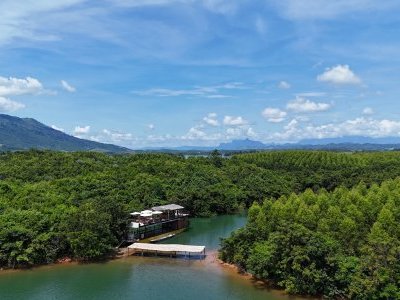 End of the raining season in Vang Vieng